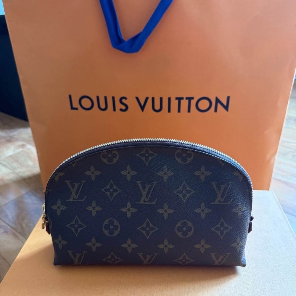 Louis Vuitton Cream Interior Pouch